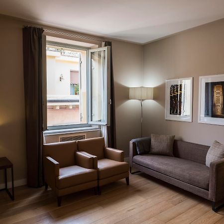 Escalus Luxury Suites Верона Екстериор снимка