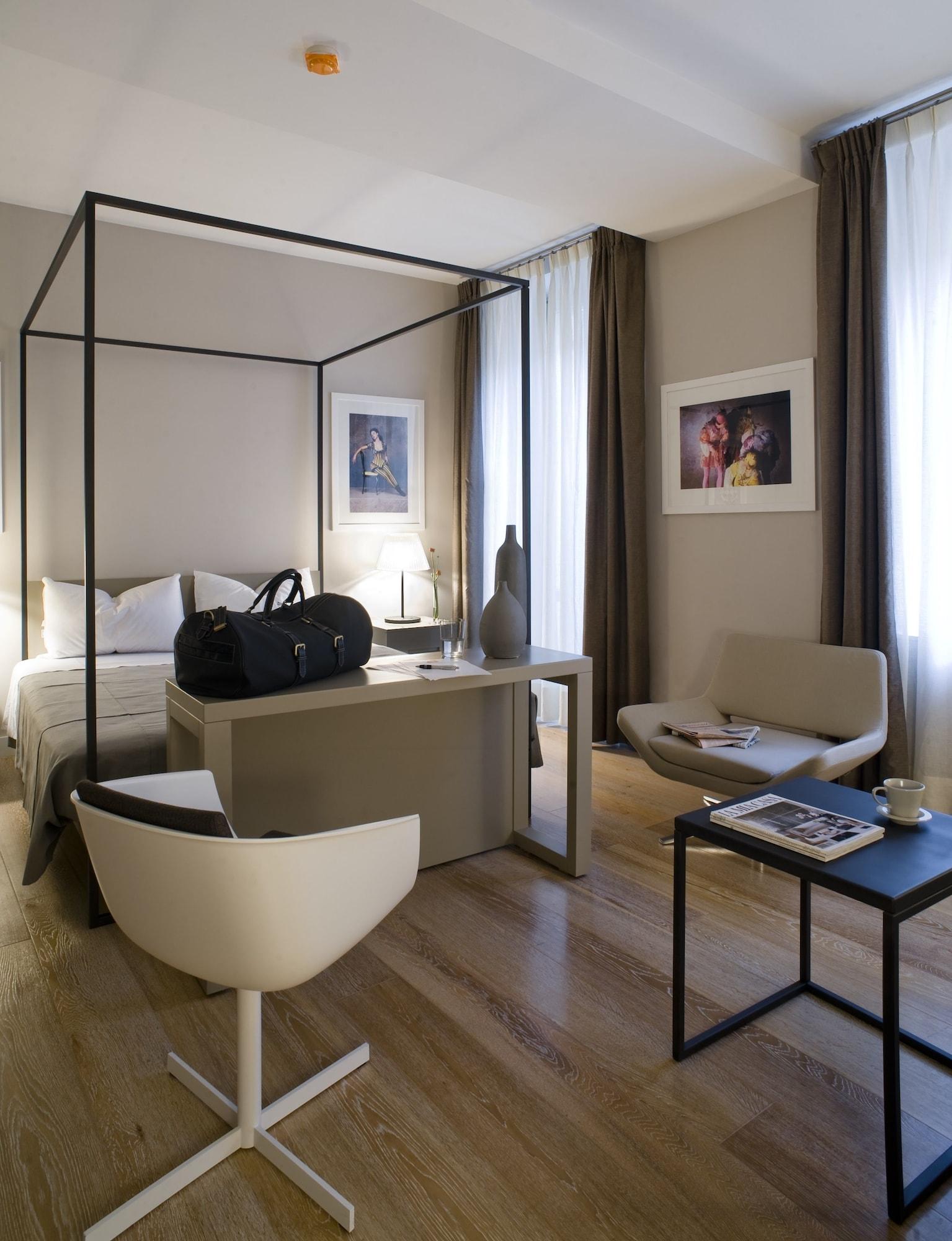 Escalus Luxury Suites Верона Екстериор снимка