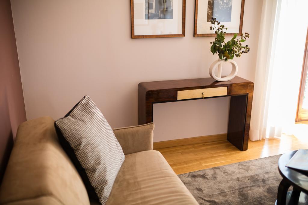 Escalus Luxury Suites Верона Екстериор снимка